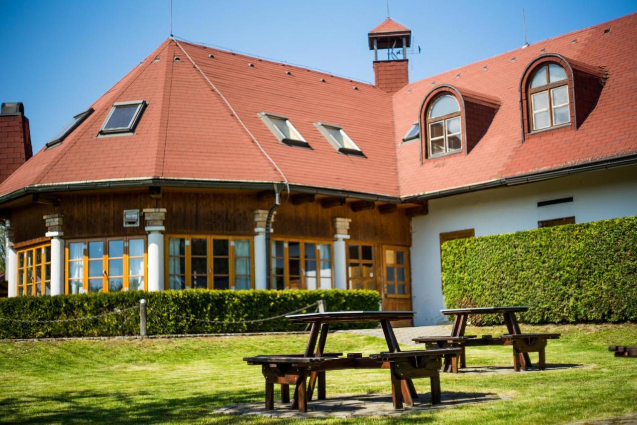 Penzion Terasa, Bed & Breakfast Velké Losiny Eksteriør bilde