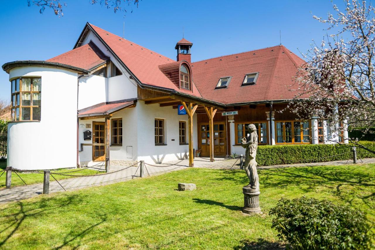 Penzion Terasa, Bed & Breakfast Velké Losiny Eksteriør bilde