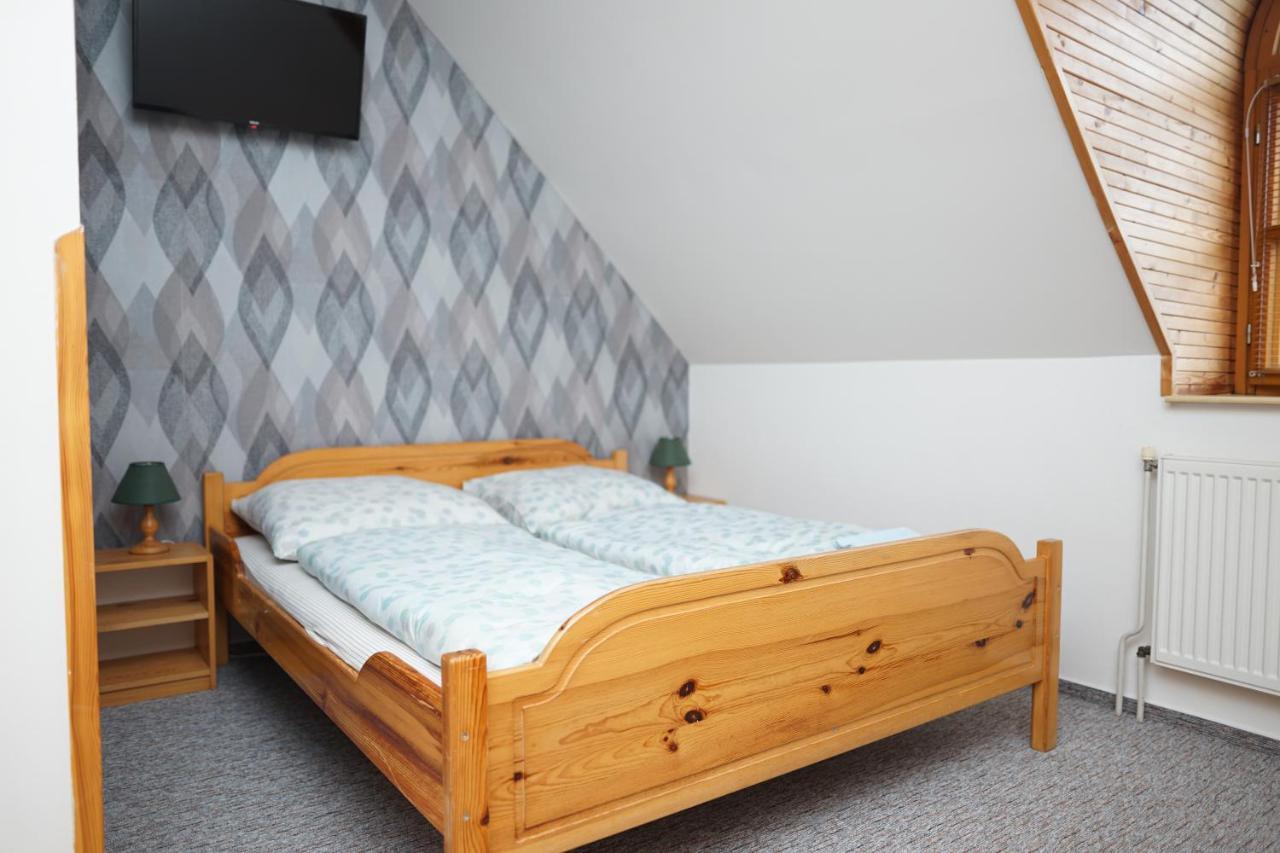 Penzion Terasa, Bed & Breakfast Velké Losiny Eksteriør bilde